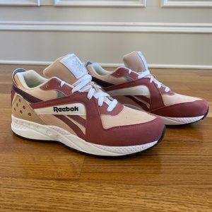 Reebok Sneakers